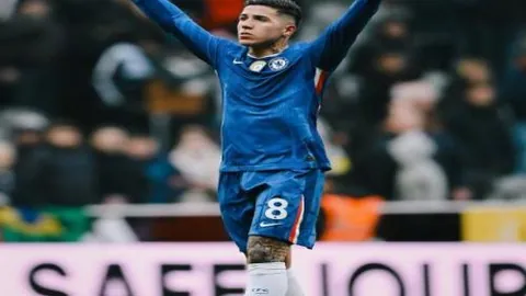 国米球星拒绝3500万欧年薪邀约，坚守蓝黑军团忠诚之心